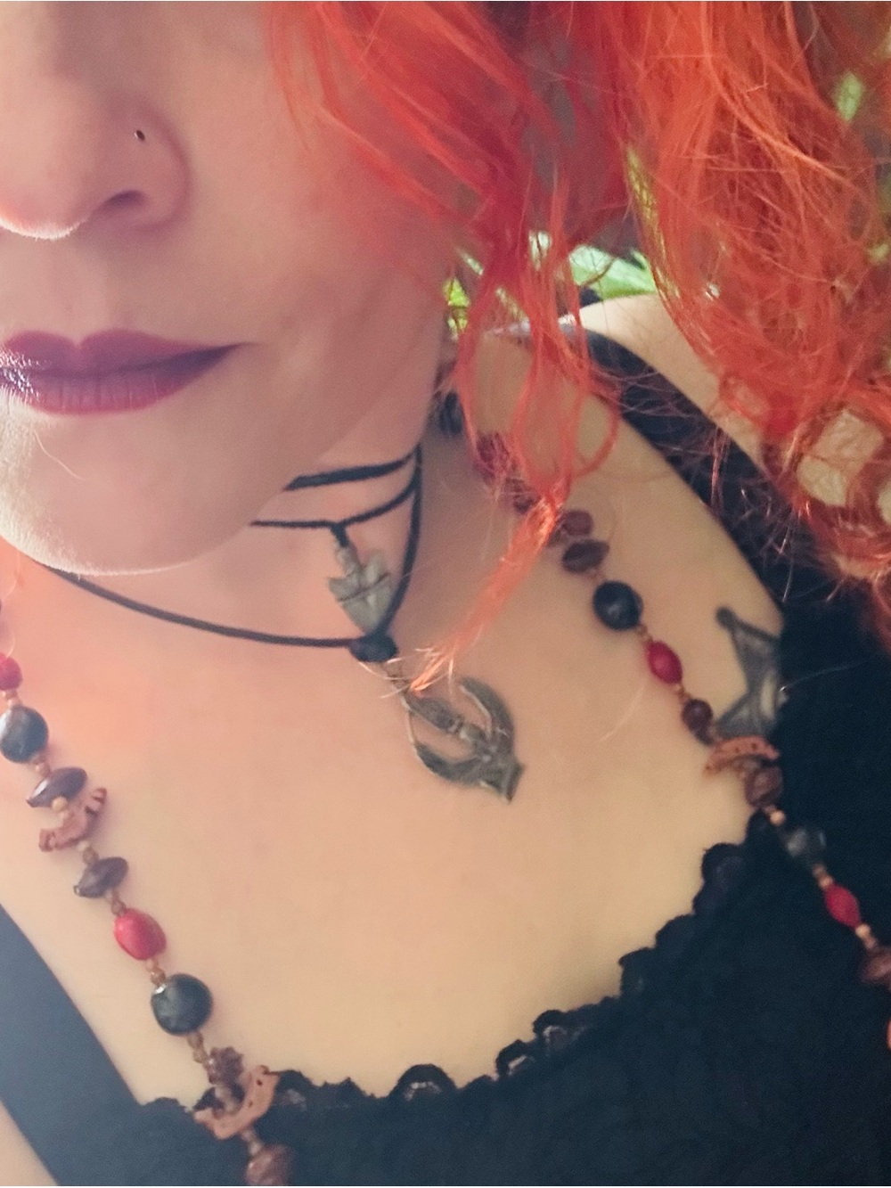 Vintage 1970s/80s Brown/Red/Blk Beachwear Festival Necklace Unisex